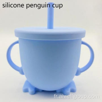 Entraînement pour bébé Boire la tasse de pingouin en silicone de paille en paille